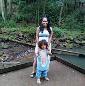 Meet your Posher, Jasmine